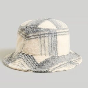 Madewell Gray & Cream Plaid Bucket Hat